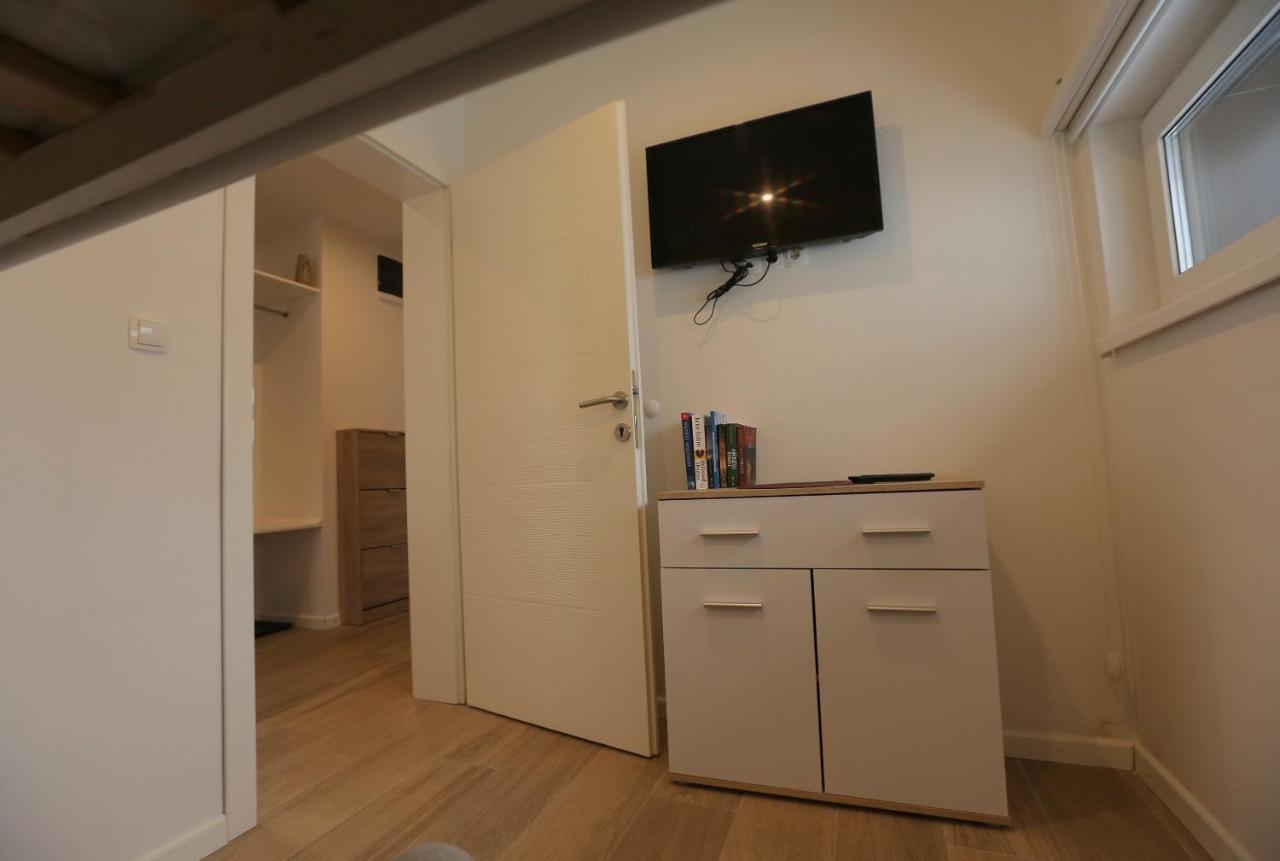 Nest Apartment 亚霍里纳 外观 照片